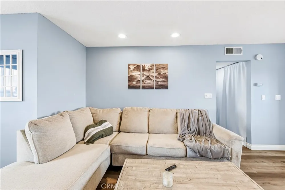 21522 Belshire #12 Hawaiian Gardens, CA 90716