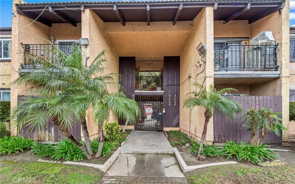 21522 Belshire #12 Hawaiian Gardens, CA 90716