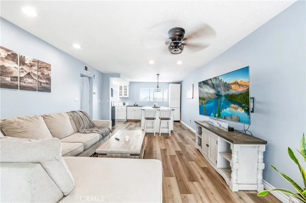 21522 Belshire #12 Hawaiian Gardens, CA 90716
