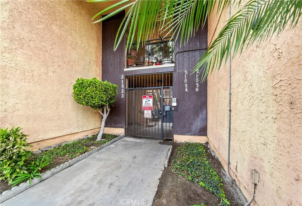 21522 Belshire #12 Hawaiian Gardens, CA 90716
