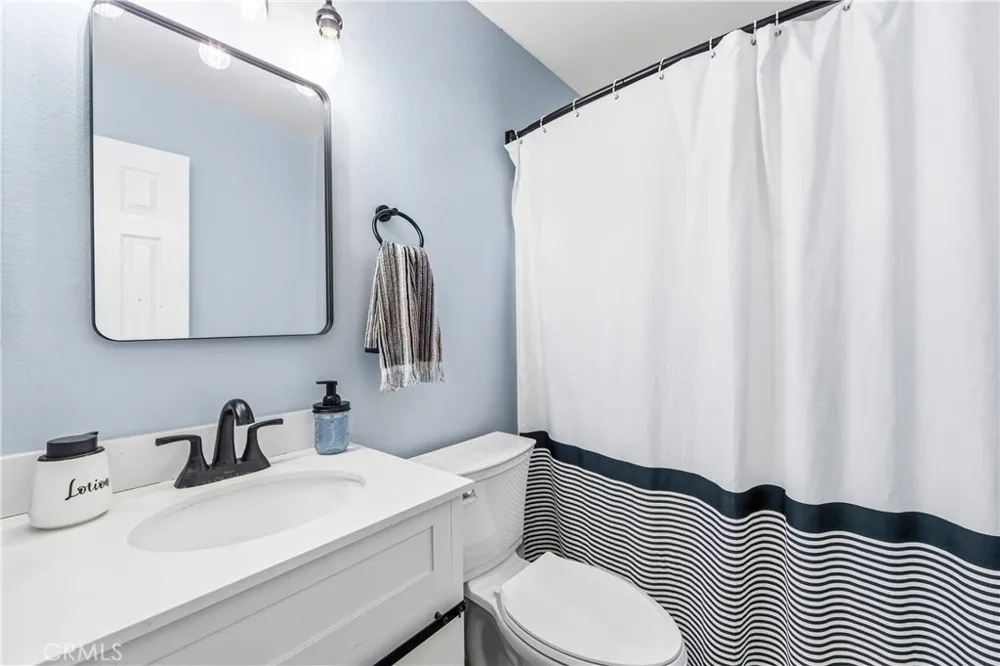 21522 Belshire #12 Hawaiian Gardens, CA 90716