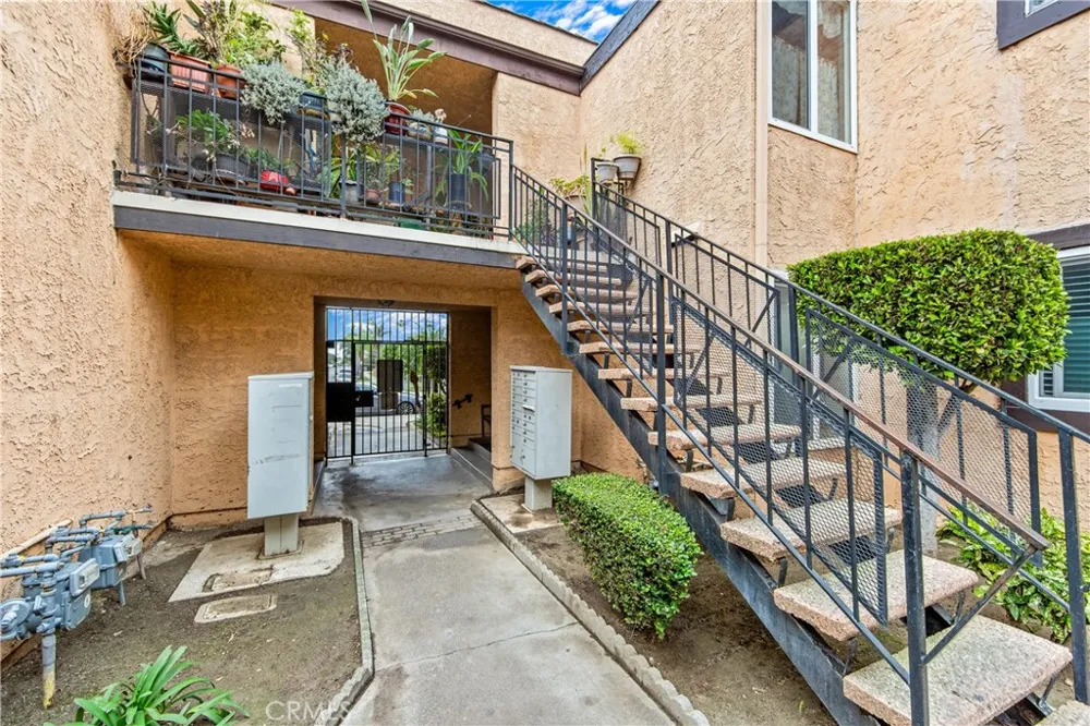 21522 Belshire #12 Hawaiian Gardens, CA 90716
