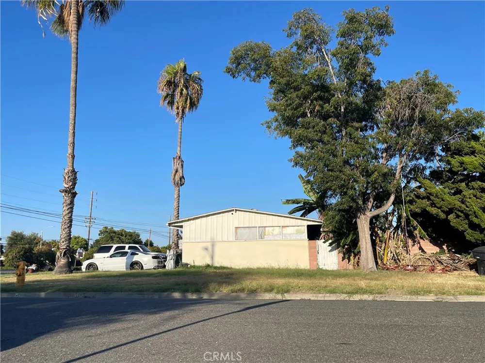 10302 Katella Anaheim, CA 92804