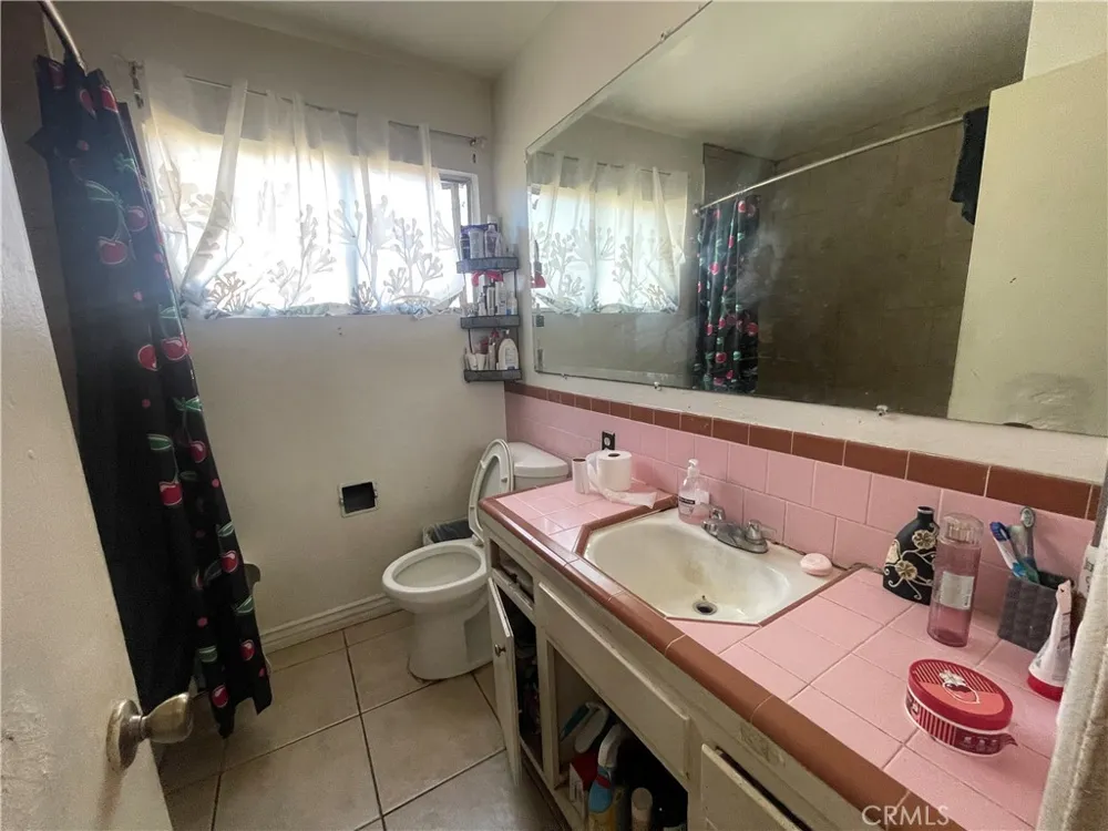 10302 Katella Anaheim, CA 92804