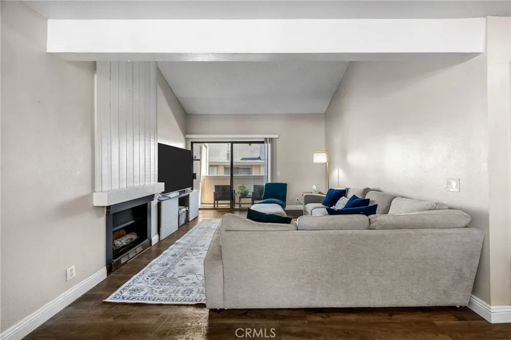 1042 E La Habra Boulevard #227 La Habra, CA 90631