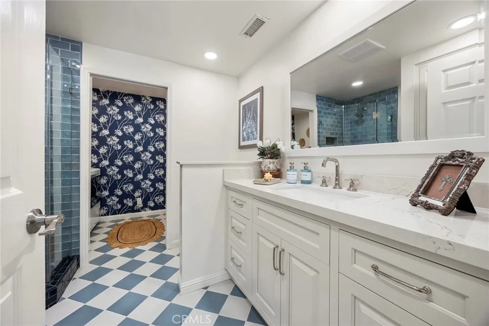 10536 Beardsley Villa Park, CA 92861