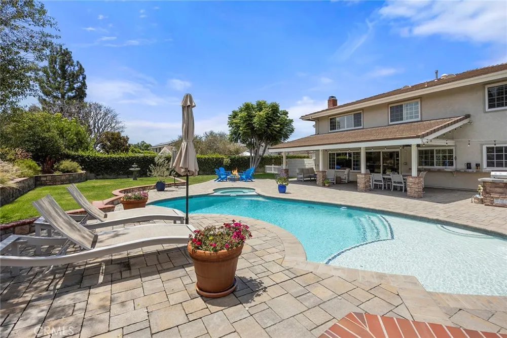 10536 Beardsley Villa Park, CA 92861
