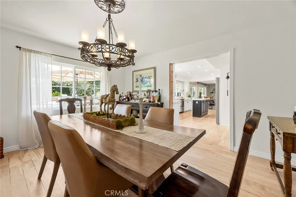 10536 Beardsley Villa Park, CA 92861