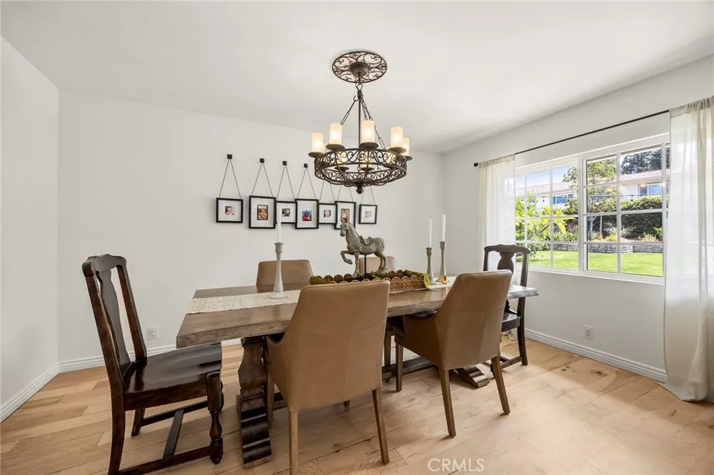 10536 Beardsley Villa Park, CA 92861