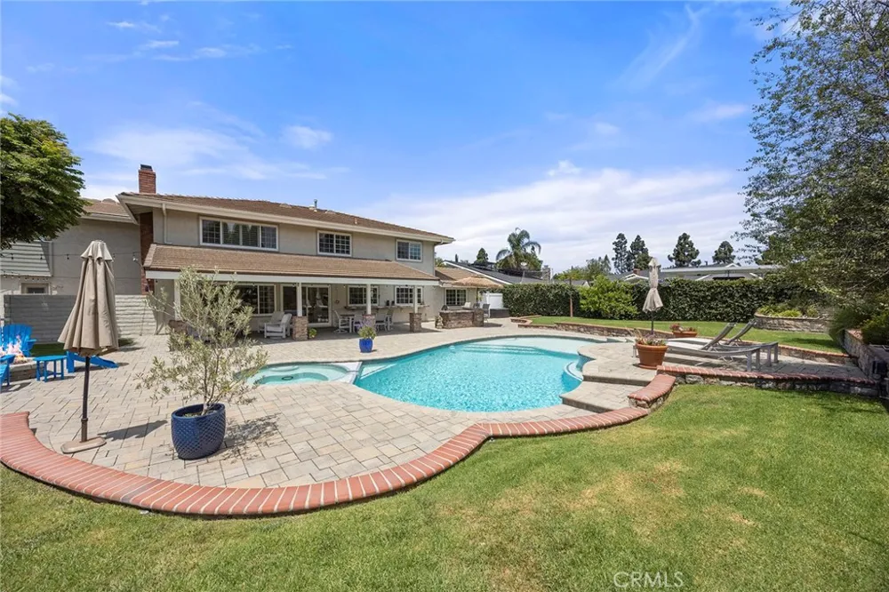 10536 Beardsley Villa Park, CA 92861