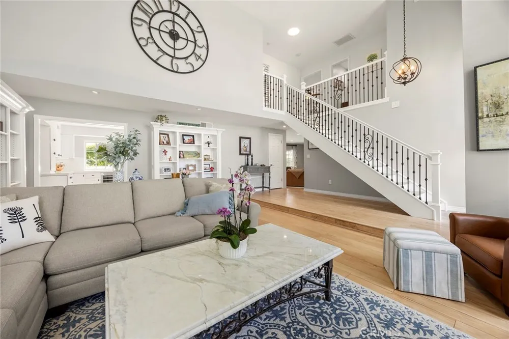 10536 Beardsley Villa Park, CA 92861