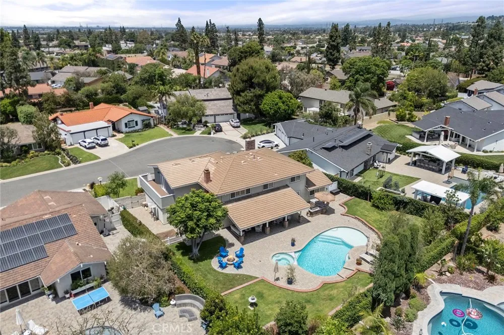 10536 Beardsley Villa Park, CA 92861