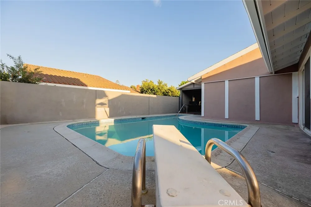 17614 Graystone Cerritos, CA 90703