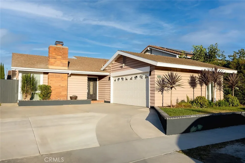 17614 Graystone Cerritos, CA 90703