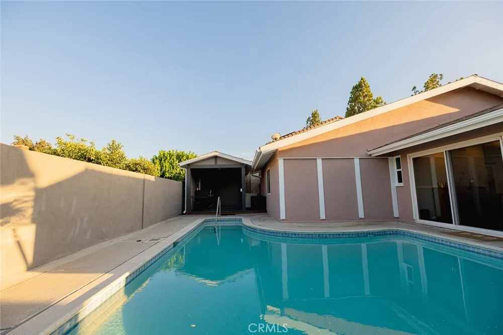 17614 Graystone Cerritos, CA 90703