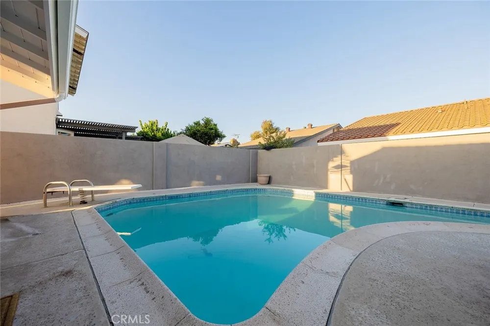 17614 Graystone Cerritos, CA 90703