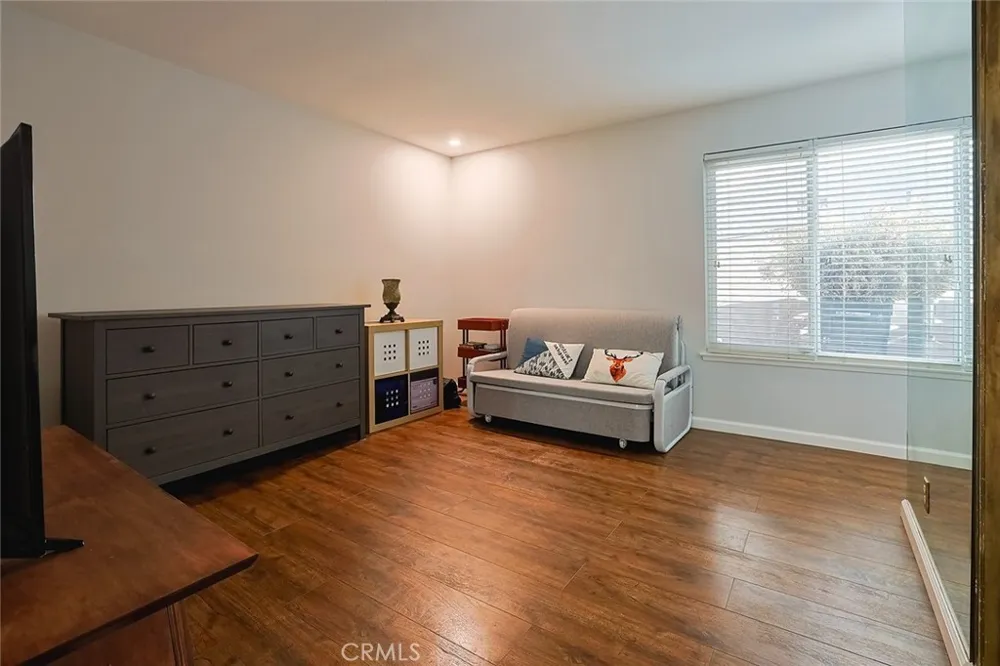 17614 Graystone Cerritos, CA 90703