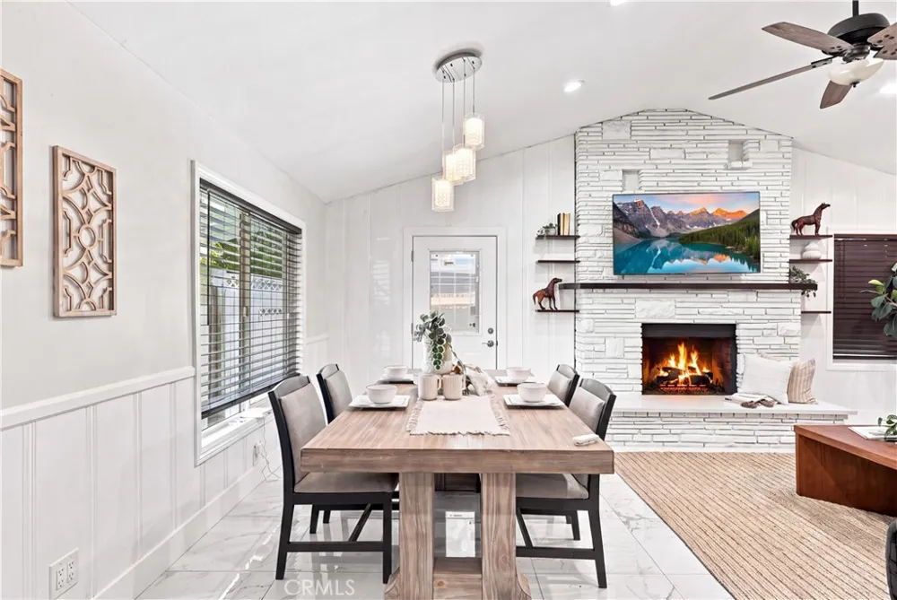 3159 W Lanerose Anaheim, CA 92804