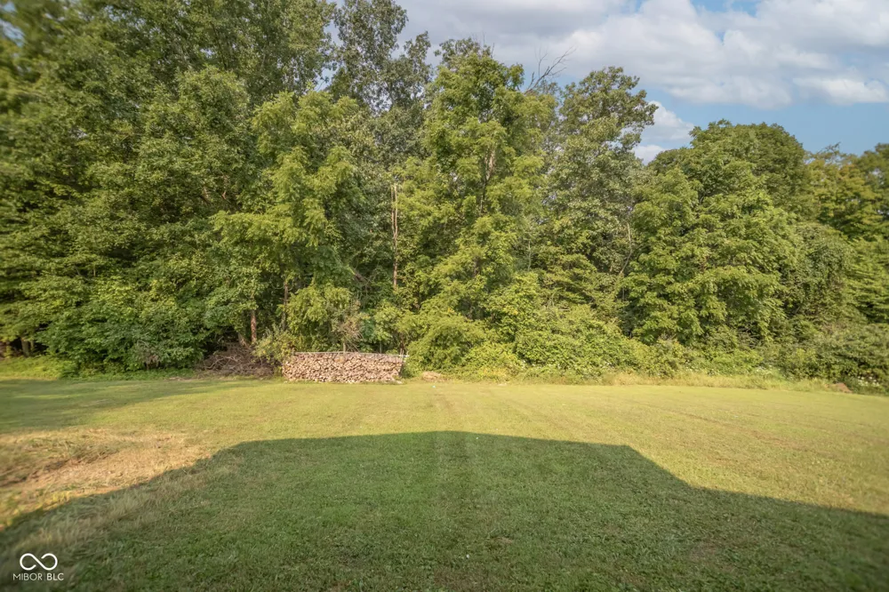 544 Park Lane Nashville, IN 47448