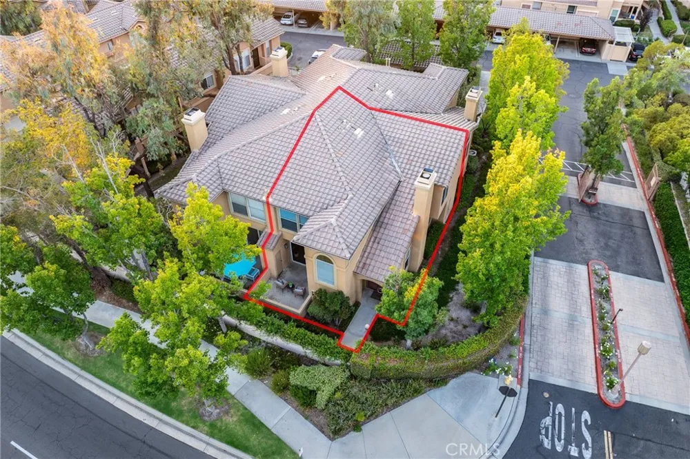 19431 Rue De Valore #38B Lake Forest, CA 92610