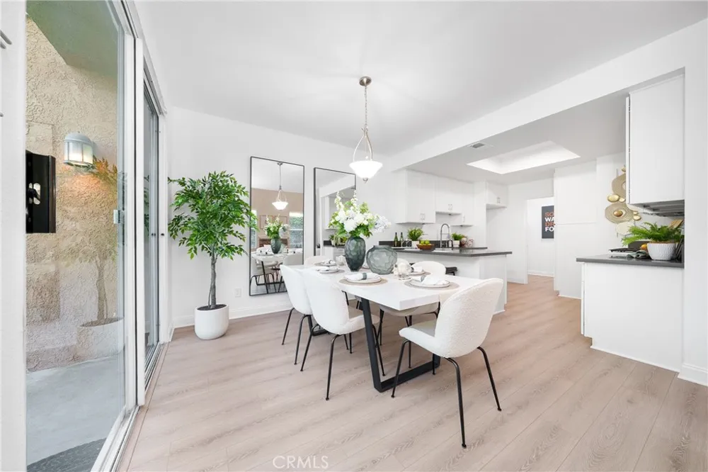 19431 Rue De Valore #38B Lake Forest, CA 92610