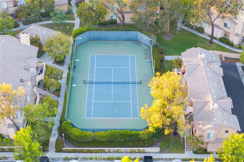 19431 Rue De Valore #38B Lake Forest, CA 92610