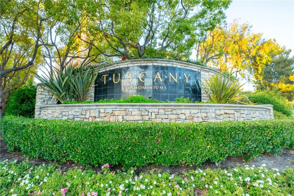 19431 Rue De Valore #38B Lake Forest, CA 92610