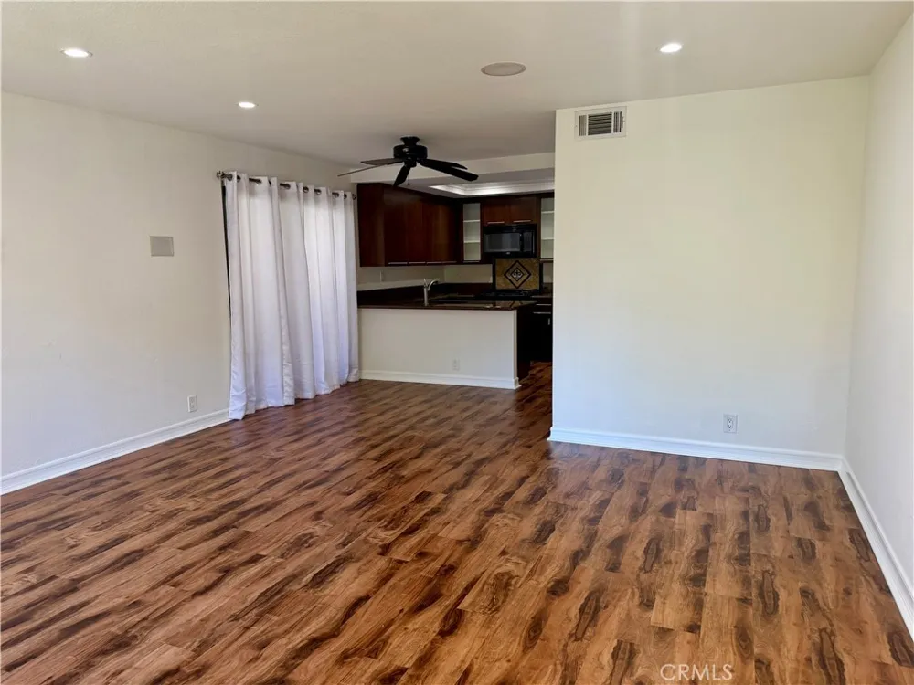 65 Largo Laguna Niguel, CA 92677