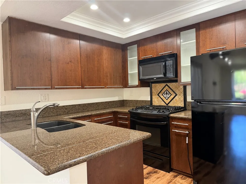 65 Largo Laguna Niguel, CA 92677
