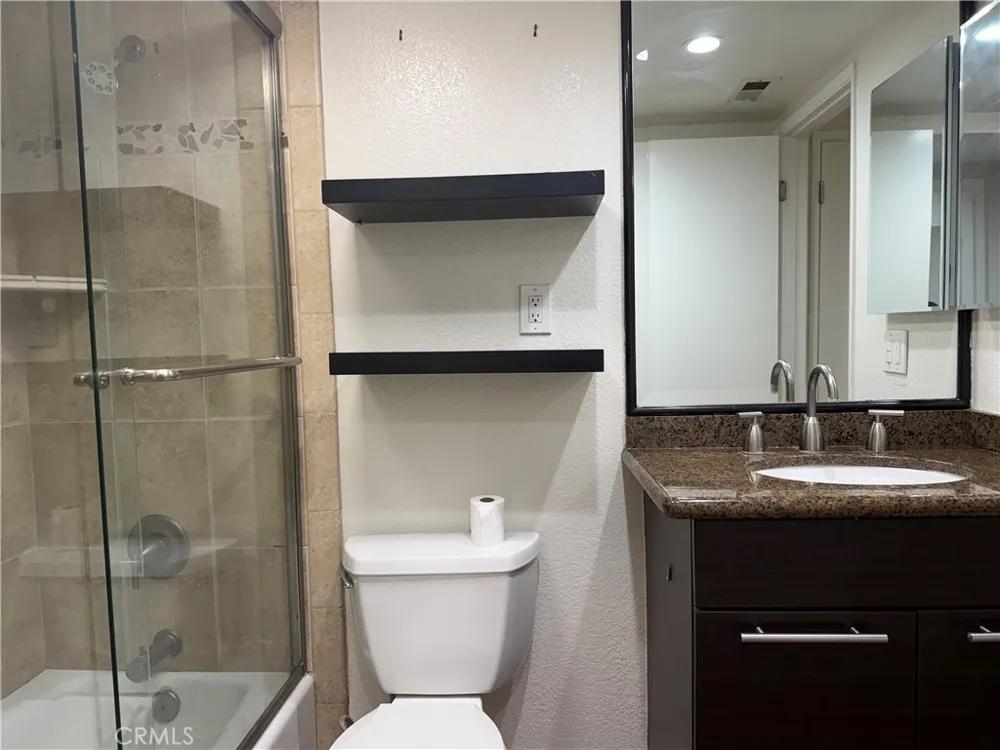 65 Largo Laguna Niguel, CA 92677