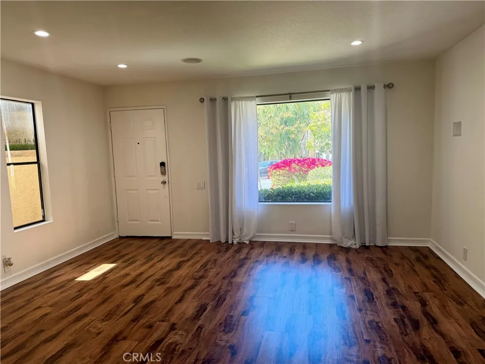 65 Largo Laguna Niguel, CA 92677