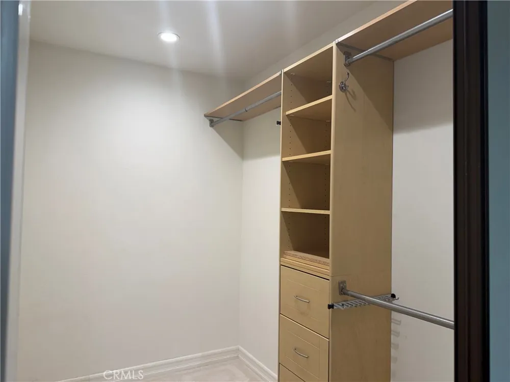 65 Largo Laguna Niguel, CA 92677