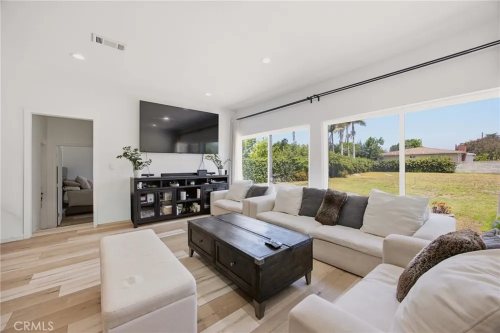 8319 Frandsen San Gabriel, CA 91776