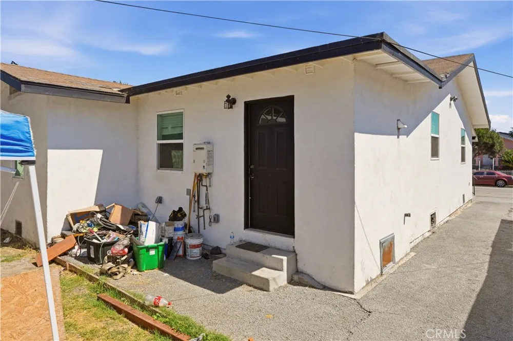 339 E 103 STREET Los Angeles, CA 90003