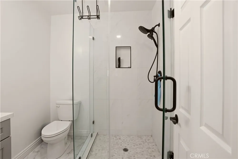 339 E 103 STREET Los Angeles, CA 90003