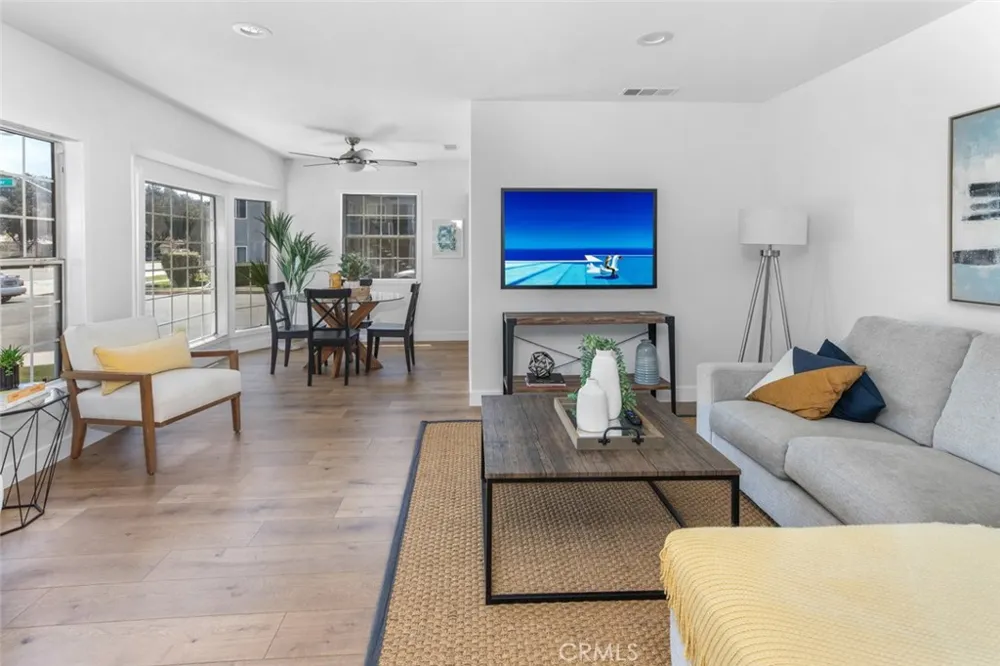 4703 N Bellflower Blvd Long Beach, CA 90808