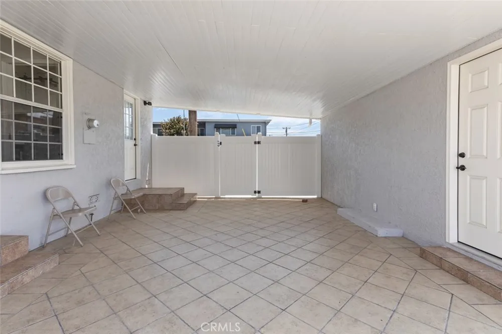 4703 N Bellflower Blvd Long Beach, CA 90808