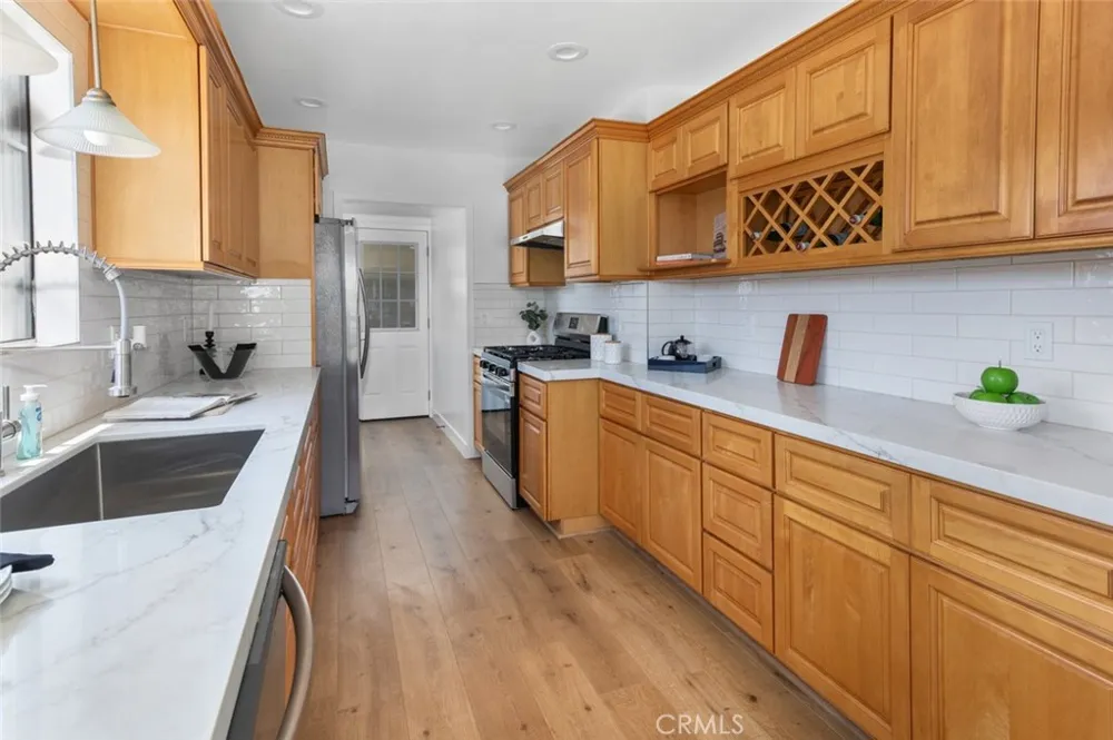 4703 N Bellflower Blvd Long Beach, CA 90808