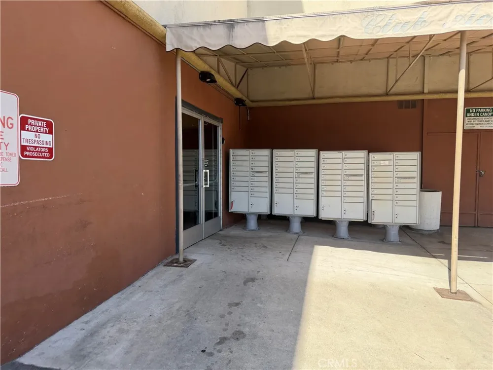 400 Acacia Fullerton, CA 92831