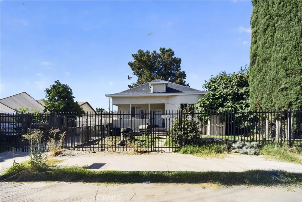 24809 E Benedict San Bernardino, CA 92408