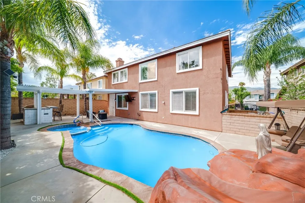 12241 Queensbury Rancho Cucamonga, CA 91739