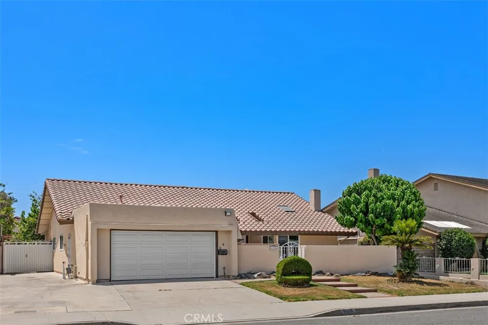 11356 Stonecress Fountain Valley, CA 92708