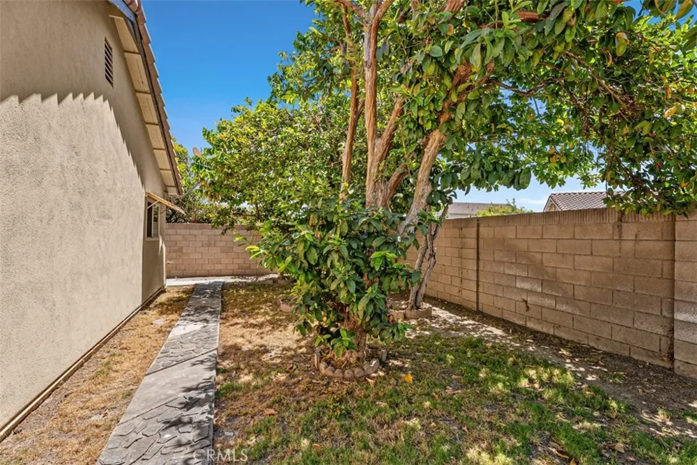 11356 Stonecress Fountain Valley, CA 92708
