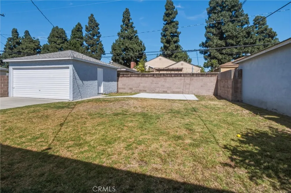 4312 Lomina Lakewood, CA 90713