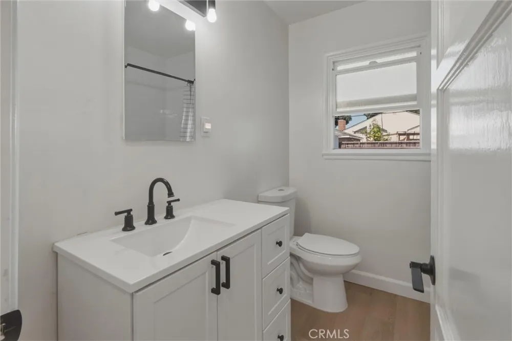 4312 Lomina Lakewood, CA 90713