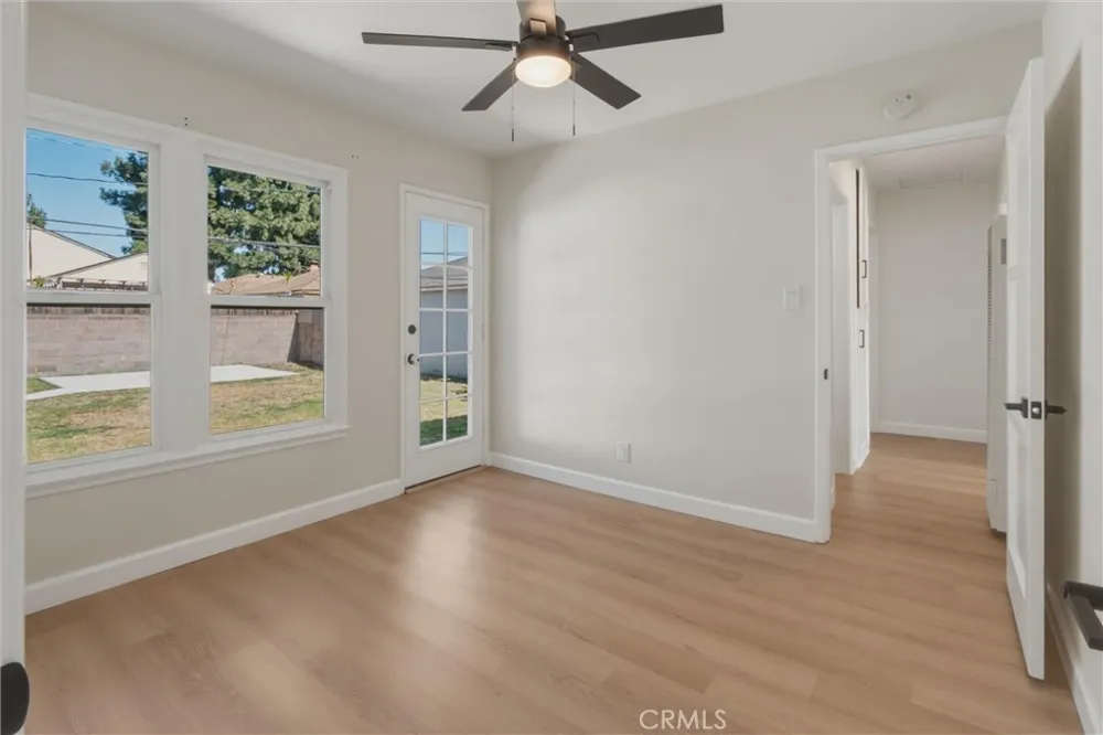 4312 Lomina Lakewood, CA 90713