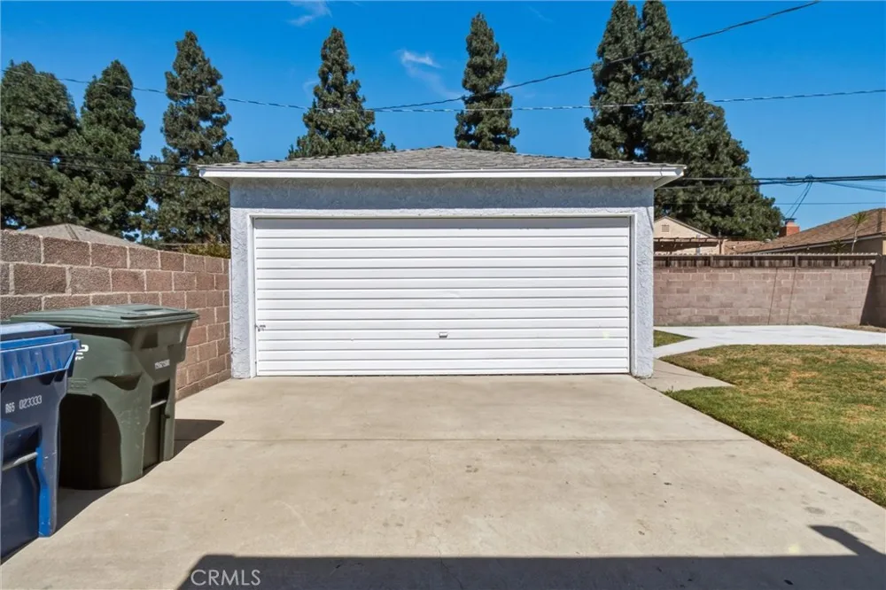 4312 Lomina Lakewood, CA 90713