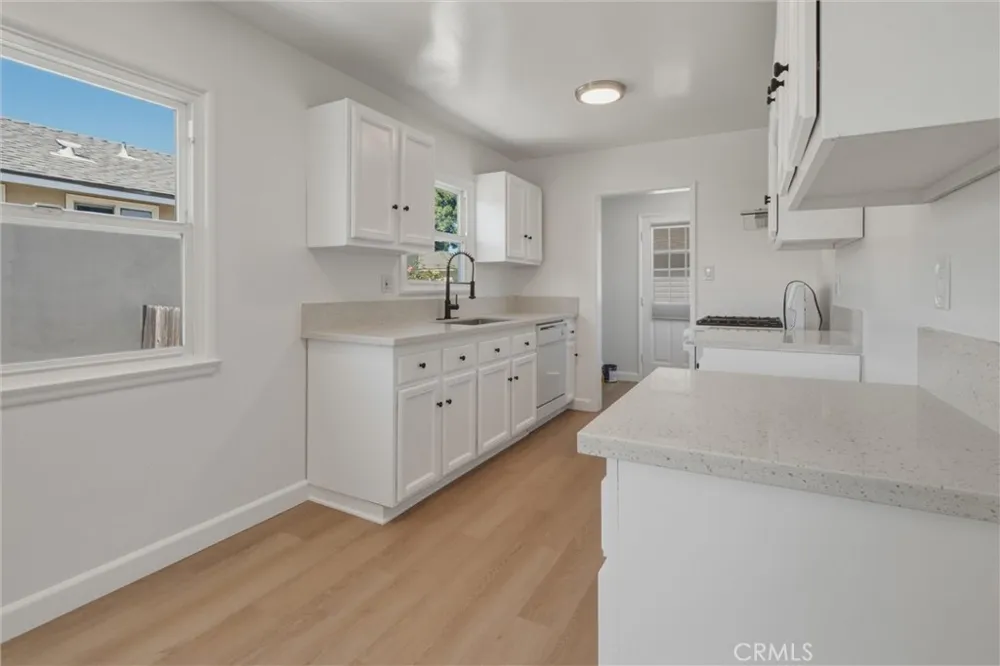 4312 Lomina Lakewood, CA 90713