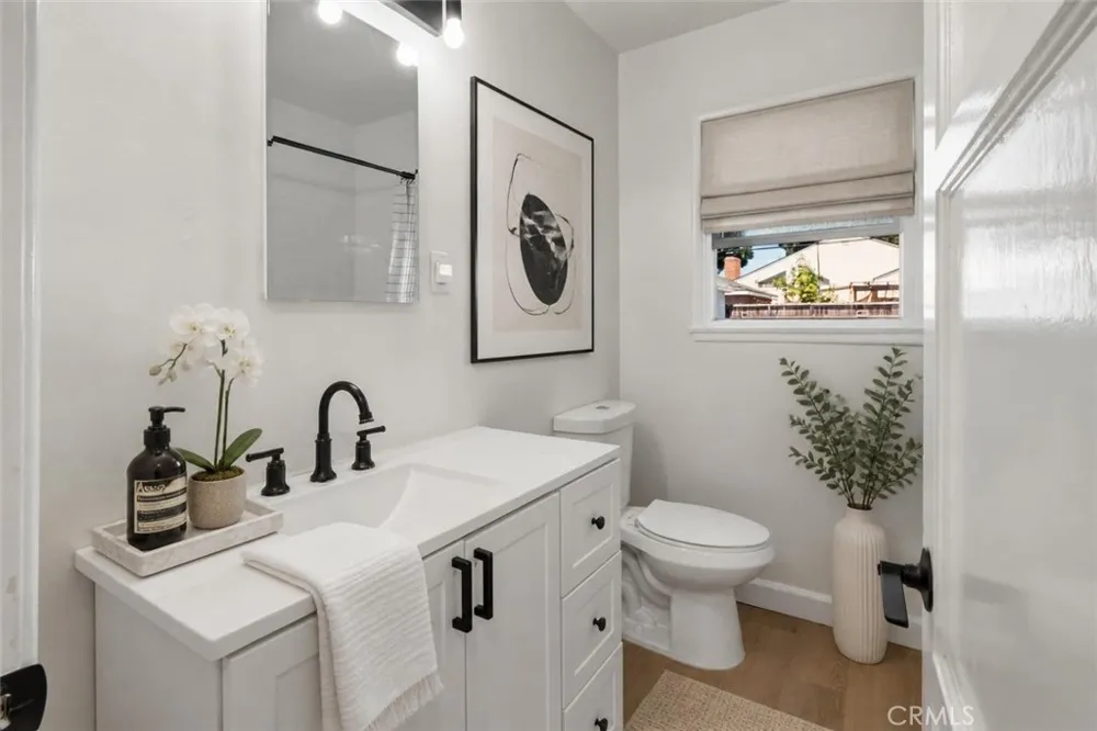 4312 Lomina Lakewood, CA 90713