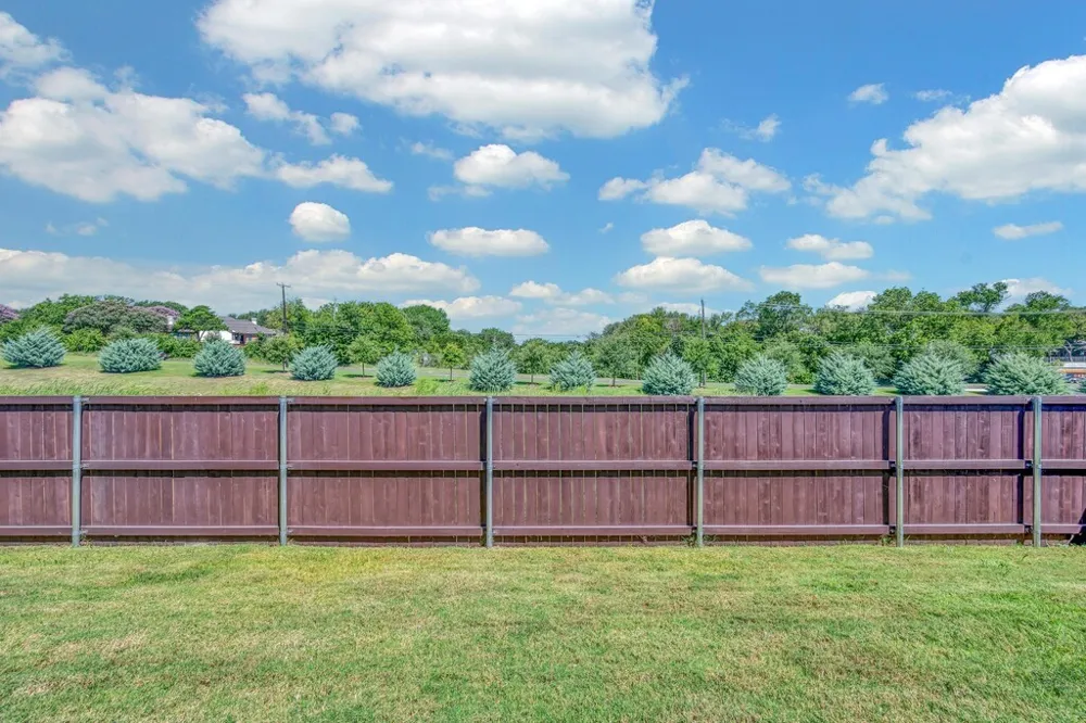 13052 Rainier Drive Woodway, TX 76712